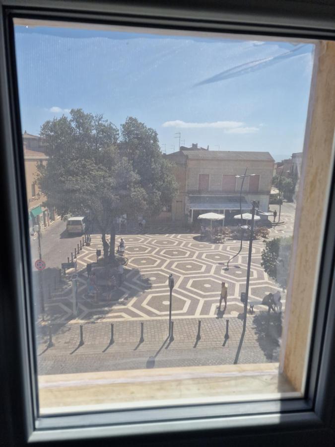 Appartamento Nella Piazza Centrale, Con Terrazza Сант-Антиоко Экстерьер фото